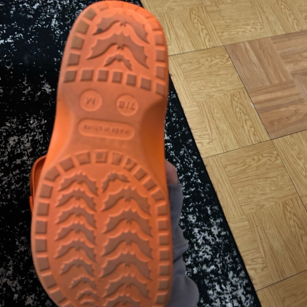 Strange Cvlt Jack o lantern clogs - Picture 4 of 5